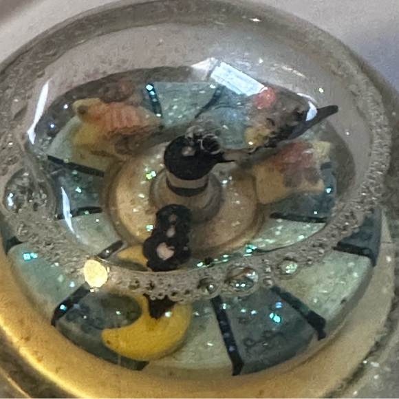 sleeping mice music box snow globe - Picture 7 of 10